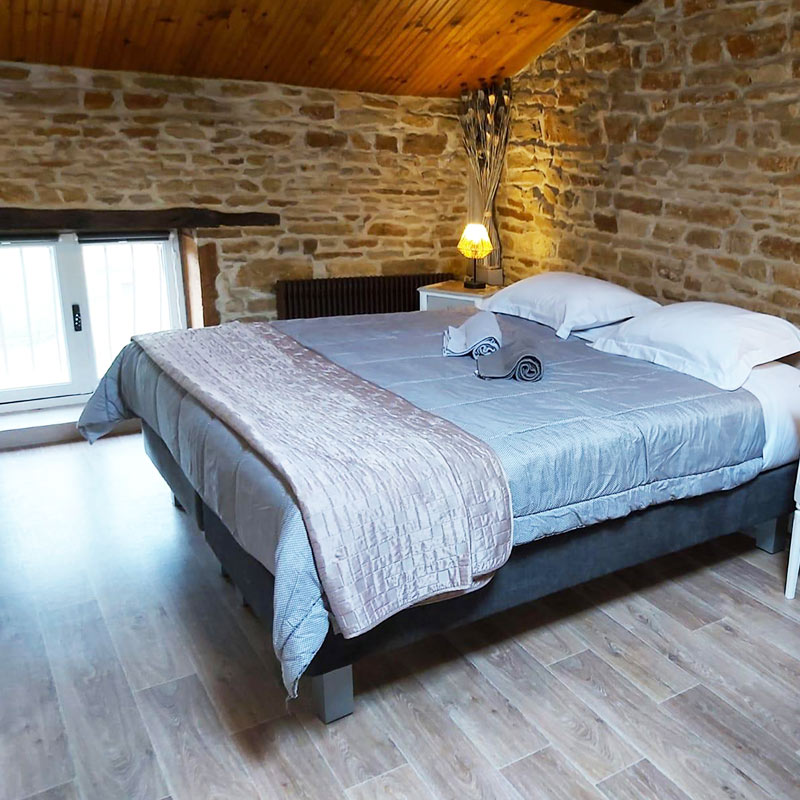 Chambre d’hôtes La Naturelle à Azé en Bourgogne du Sud.